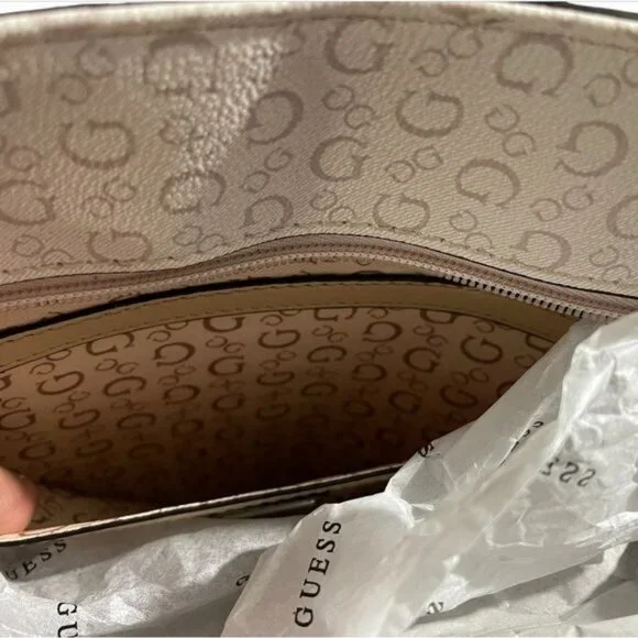 Guess Tote Bag Women Multi Logo, Light Rose, Style CC888325 - Picture 15 of 15